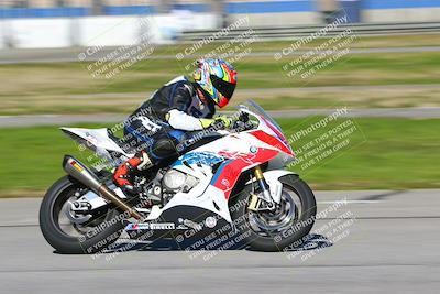 media/Jan-20-2023-Fastrack Riders (Fri) [[f2ad32aba3]]/Level 3/session 4 turn 6/